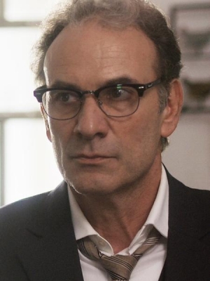 Marco Ricca segue na UTI, mas está lúcido e respirando espontaneamente