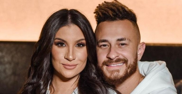 Grávida de 8 meses, Bianca Andrade surge com Fred em foto de ensaio: ''Os papais do Cris''