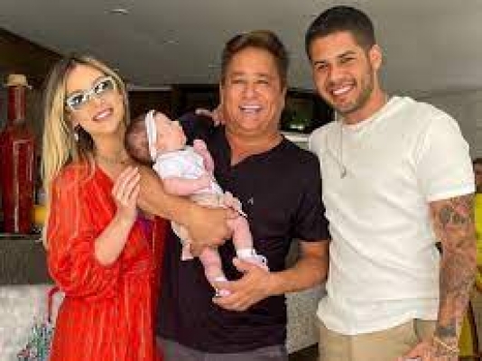 Como é o convívio da família de Leonardo com Virgínia Fonseca? Cantor dá detalhes e surpreende: 'Não tem condições'