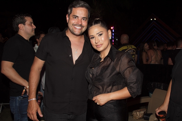 Simone Mendes curte show de Matheus e Kauan com o marido