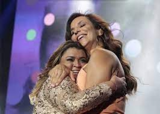 Preta Gil se emociona com mensagem de Ivete Sangalo diretamente do Carnaval de Salvador: 'Me curando'