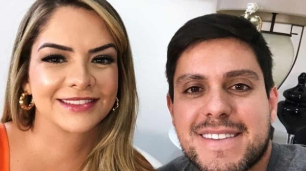Maria Cecília e Rodolfo trocam beijo e levam filho na gravação de DVD