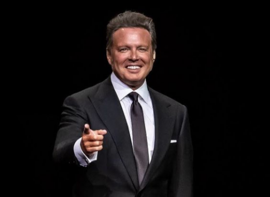 Luis Miguel é acusado de usar dublê em show na Argentina