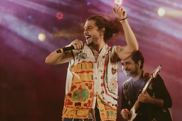 Juzé inicia turnê de projeto musical