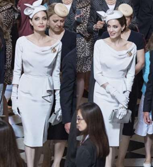 Angelina Jolie estaria pesando menos de 35 quilos, segundo site.