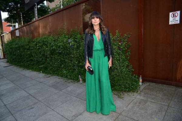 Paula Fernandes desabafa após ter seu novo visual criticado na web