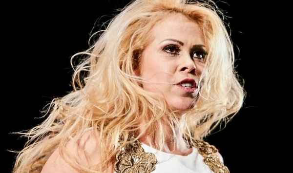 Ximbinha acusa Joelma de enxotar a própria mãe e colocar família na rua: “Ladra”