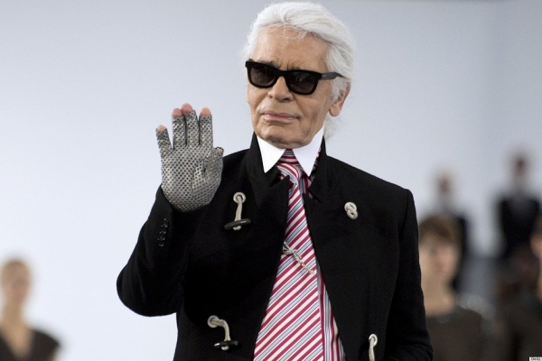 Karl Lagerfeld morre aos 85 anos