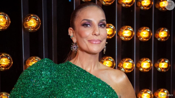 Gêmeas de Ivete Sangalo combinam tênis em foto com a mãe: 'Amor invadindo'