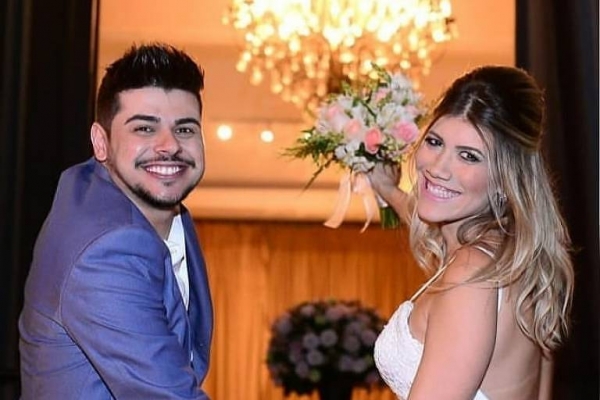 Nasce segundo filho do sertanejo Cristiano com Paula Vaccari Cristiano é o segundo filho do sertanejo da dupla Zé Neto & Cristiano; ele e Paula já têm Pietra, de 2 anos