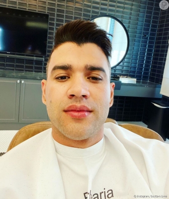 Gusttavo Lima, sem barba, opina sobre novo visual: 'Fiquei com cara de uns 23'