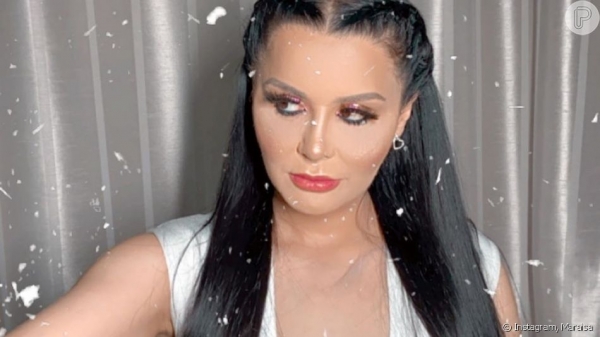 Maraisa curte momento a dois com cantor Fabricio e se declara: 'Meu amor'