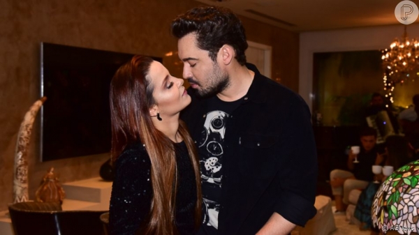 Quarentena juntos! Maiara chama Fernando de marido e cantor revela ciúmes.