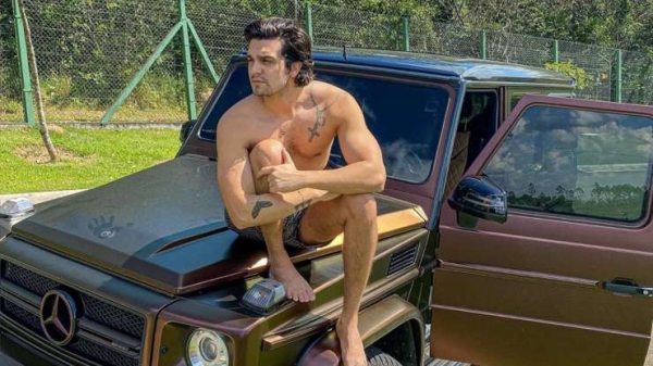 Passeio de carro na quarentena: Luan Santana exibe foto e chama atenção. Veja!
