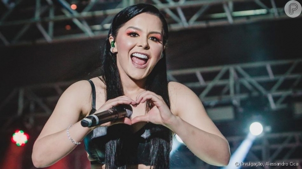 Maraisa surge produzida em foto e namorado elogia: 'Mais linda da galáxia'