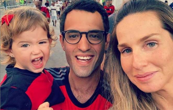 Mariana Weickert revela que está em sua quarta gestação.